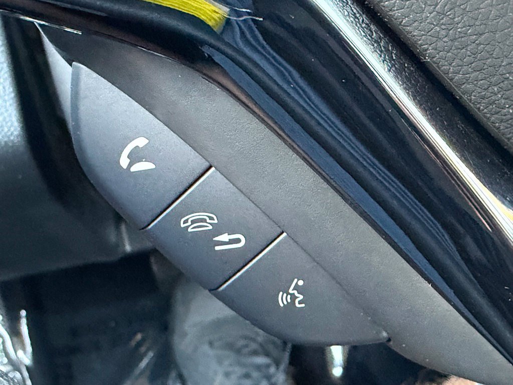 Used 2018 Honda HR-V LX image 13