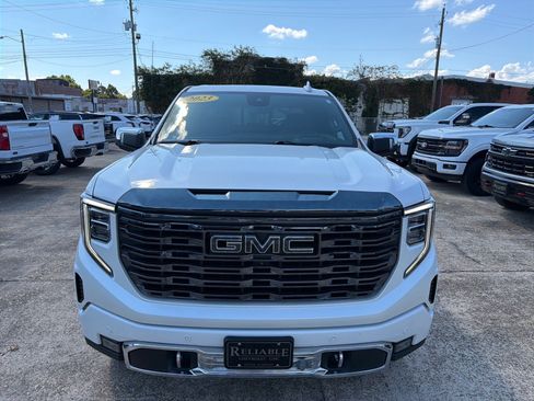 Used 2023 GMC Sierra 1500 Denali Ultimate AWD/4WD image 7