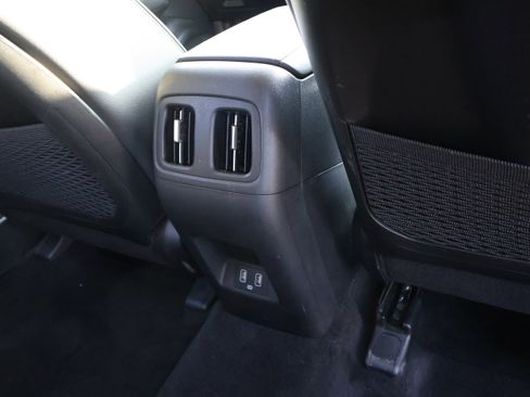 Used 2024 Hyundai Tucson Limited image 14