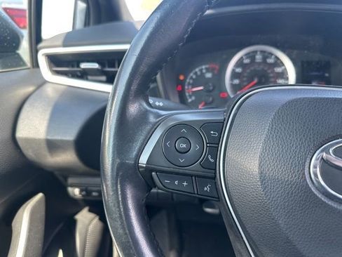 Used 2022 Toyota Corolla SE FWD image 6