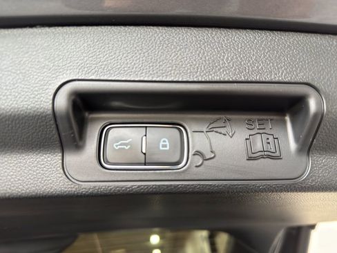 Used 2024 Ford Explorer ST w/ Technology Package image 24