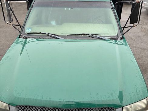 Used 2004 Chevrolet Silverado 3500 4x4 Regular Cab w/ Snow Plow Prep Package image 5