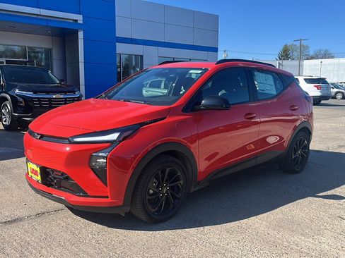 New 2027 Chevrolet Bolt RS w/ Technology Package FWD image 4