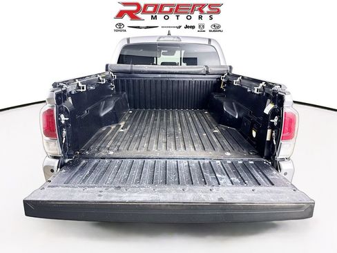 Certified 2021 Toyota Tacoma TRD Off-Road w/ Technology Package AWD/4WD image 24