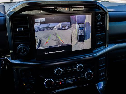 Used 2022 Ford F150 Lariat w/ Equipment Group 502A High image 19