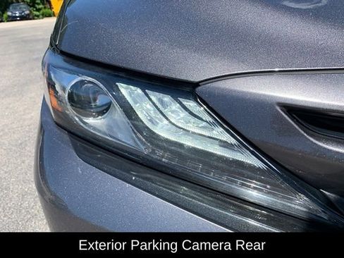 Used 2023 Toyota Camry XSE FWD image 11