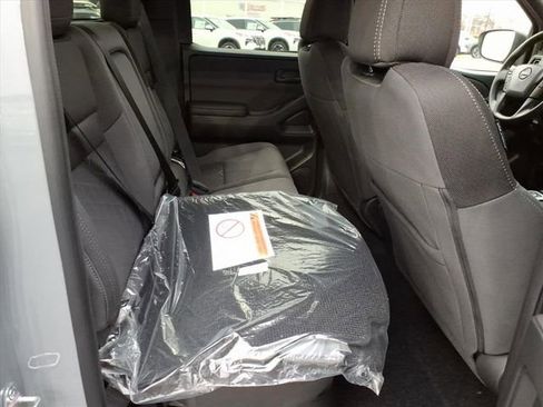 New 2026 Nissan Frontier SV w/ Tow Package image 15