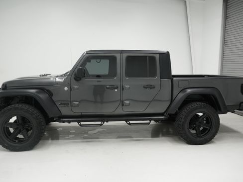 Used 2020 Jeep Gladiator Sport w/ Quick Order Package 24S AWD/4WD image 6