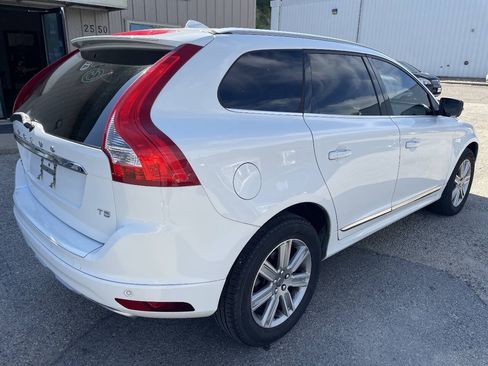 Used 2017 Volvo XC60 T5 Inscription FWD image 8