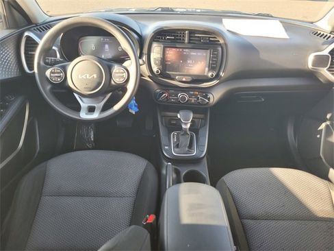 Used 2023 Kia Soul LX w/ Option Group 015 image 16