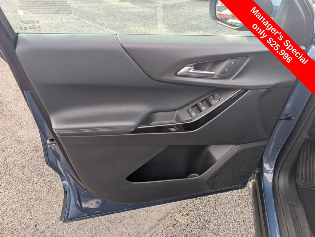 Used 2026 Chevrolet Equinox LT w/ Safety and Technology Package FWD image 10