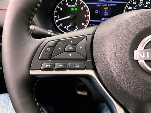 New 2025 Nissan Sentra SR w/ SR Premium Package FWD image 23