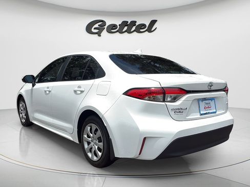 Used 2025 Toyota Corolla LE FWD image 7