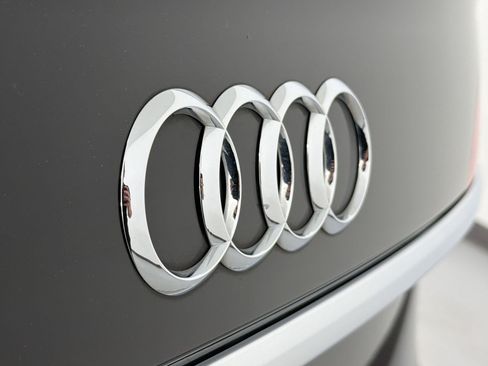Certified 2023 Audi SQ5 Premium Plus w/ Premium Plus Package AWD/4WD image 39