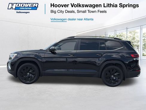 Certified 2026 Volkswagen Atlas SE w/ Panoramic Sunroof Package FWD image 21
