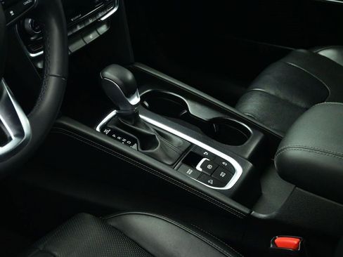 Used 2019 Hyundai Santa Fe Limited image 20