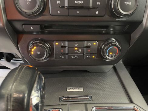 Used 2015 Ford F150 XLT w/ Equipment Group 302A Luxury image 16