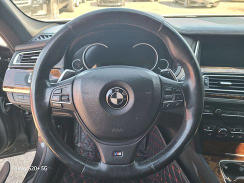 Used 2014 BMW 750Li xDrive image 24