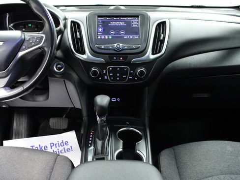 Used 2022 Chevrolet Equinox LT FWD image 18