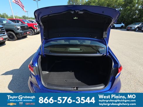 Used 2022 Toyota Corolla SE FWD image 30
