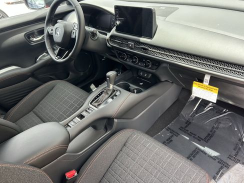 New 2027 Honda HR-V Sport image 8