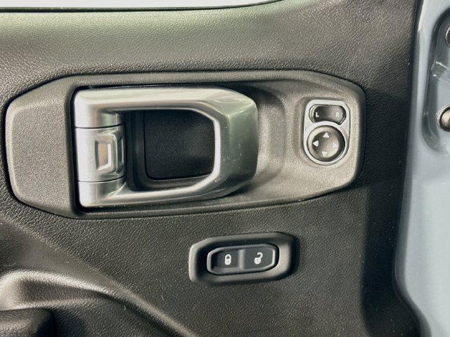 Used 2024 Jeep Wrangler Unlimited Sport AWD/4WD image 20