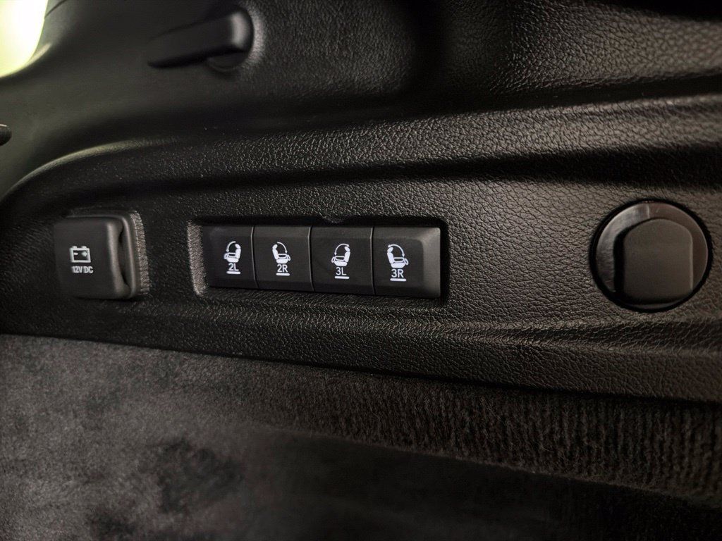 Used 2021 Jeep Grand Cherokee L Summit w/ Advanced Protech Group IV AWD/4WD image 41