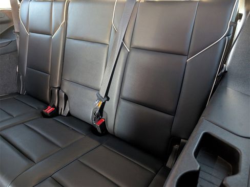 Used 2021 Cadillac Escalade Sport w/ Driver Assist Tech Package image 15