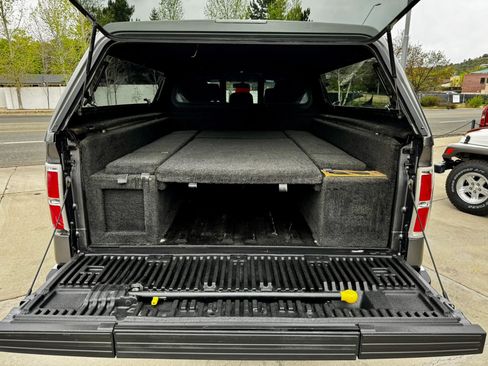 Used 2012 Ford F150 XLT w/ XLT Chrome Pkg image 6