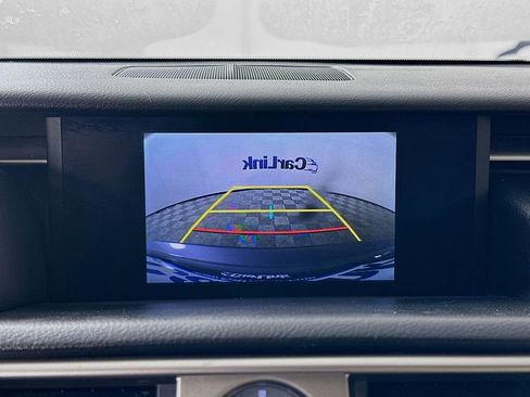 Used 2016 Lexus IS 300 AWD image 15