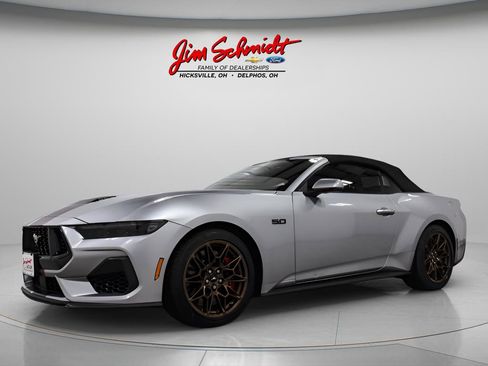 Used 2025 Ford Mustang GT Premium w/ GT Performance Package RWD image 3