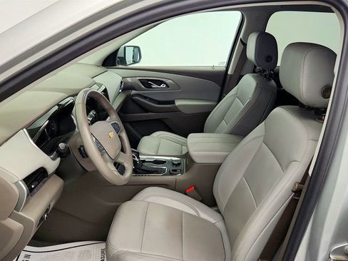 Used 2021 Chevrolet Traverse LT AWD/4WD image 18