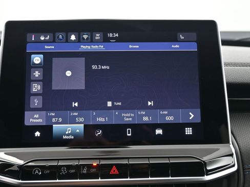 New 2026 Jeep Compass Latitude image 4