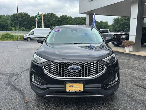 Certified 2023 Ford Edge SEL w/ Convenience Package AWD/4WD image 2