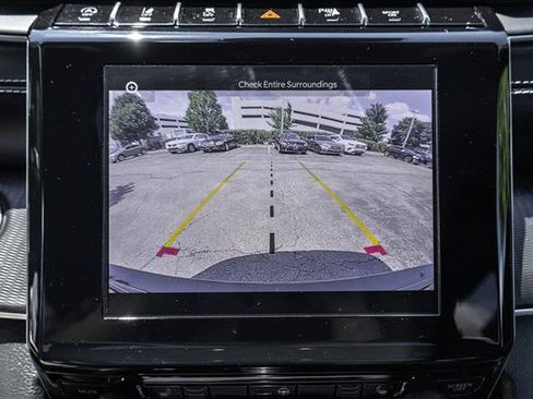 Used 2023 Jeep Grand Cherokee Altitude AWD/4WD image 16