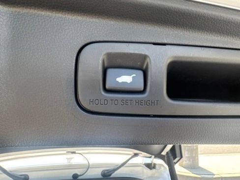 Used 2024 Honda CR-V EX-L image 13