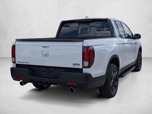 Used 2023 Honda Ridgeline Black Edition image 3