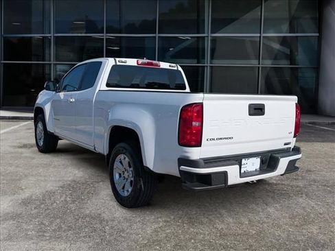 Used 2022 Chevrolet Colorado LT w/ Fleet Safety Package RWD image 4