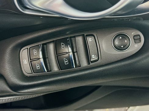 Used 2019 INFINITI Q50 Luxe w/ Essential Package (3.0T Luxe) image 15