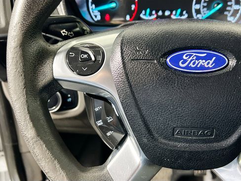 Used 2019 Ford Transit Connect XL image 18