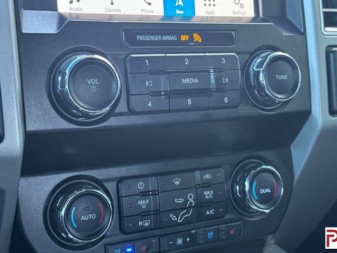 Used 2019 Ford F350 Lariat w/ Chrome Package AWD/4WD image 25