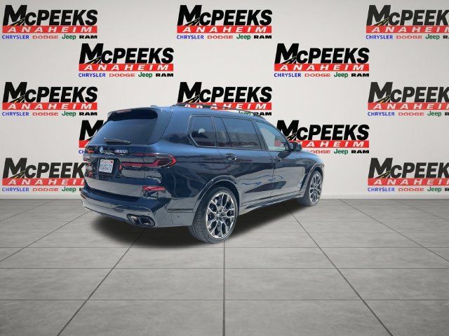 Used 2026 BMW X7 M60i AWD/4WD image 8