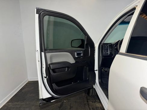 Used 2016 Chevrolet Silverado 1500 Custom image 7