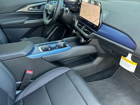 New 2026 Chevrolet Equinox EV LT w/ Convenience Package II image 15