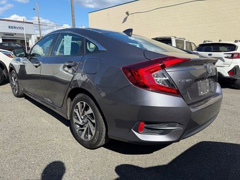 Used 2018 Honda Civic EX image 5