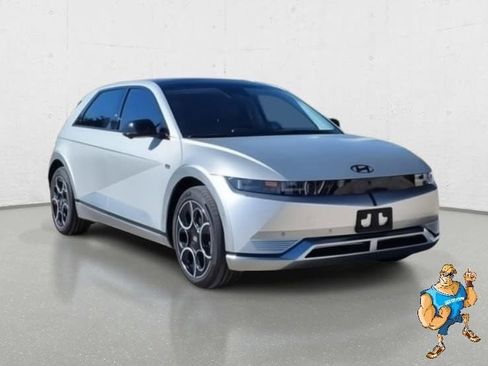 Used 2024 Hyundai Ioniq 5 Limited image 3