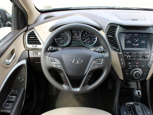 Used 2018 Hyundai Santa Fe Sport w/ 2.4L Value Package 02 FWD image 10