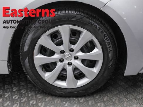 Used 2023 Toyota Corolla LE image 30