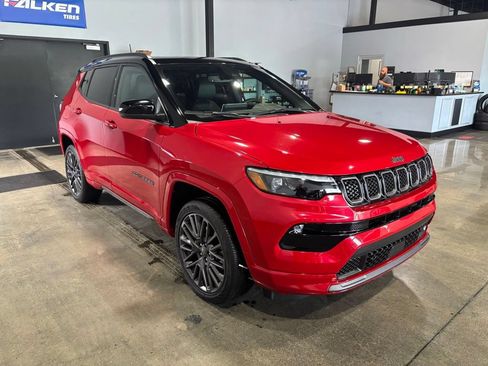Used 2023 Jeep Compass High Altitude AWD/4WD image 4