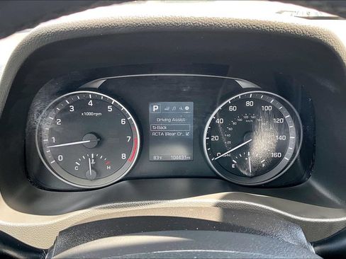 Used 2017 Hyundai Elantra Value Edition w/ Cargo Package FWD image 13